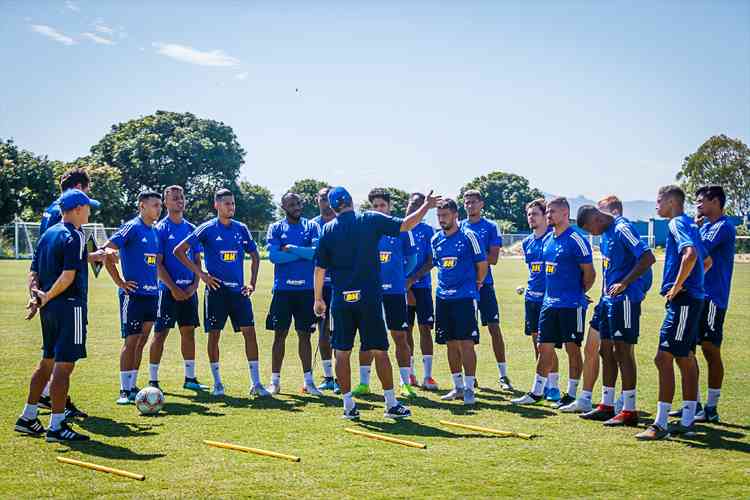 Antes de estreia no Mineiro, Cruzeiro far jogo-treino contra Guarani de Divinpolis